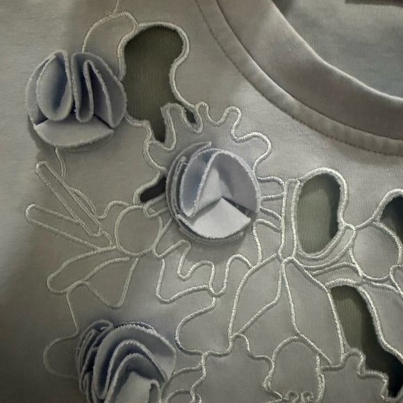 Blue tee - Picture 5 of 8